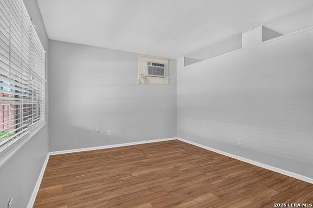 213 Aviation Ave Property Photo 5