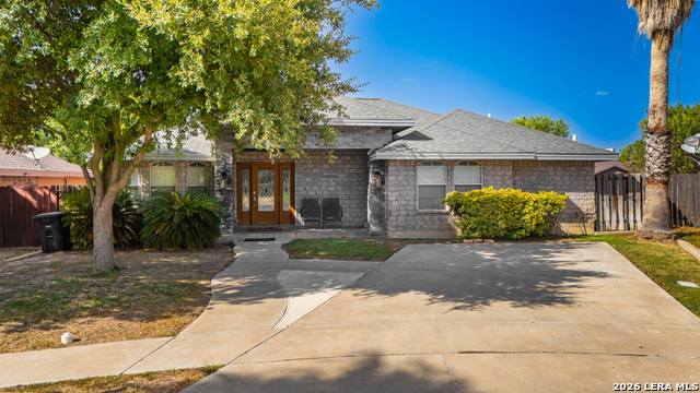 2085 Olmos Park Circle Property Photo 2
