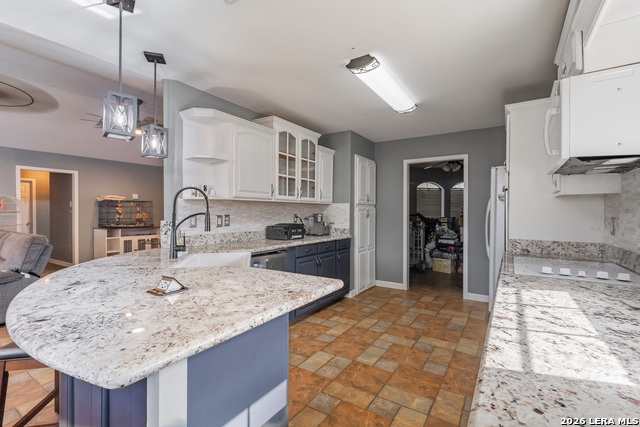 2085 Olmos Park Circle Property Photo 14