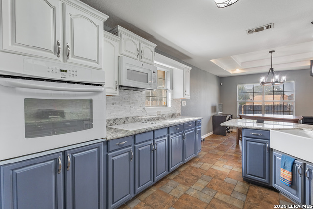 2085 Olmos Park Circle Property Photo 16