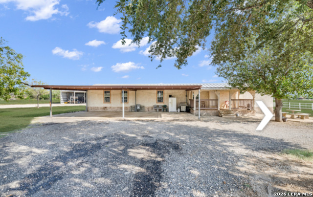 11791 Kinney Rd Property Photo 3