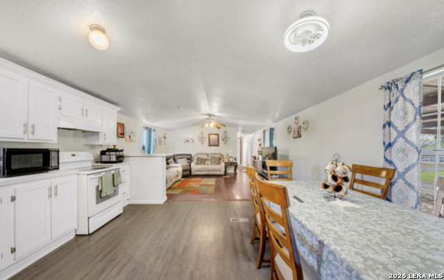 11791 Kinney Rd Property Photo 16