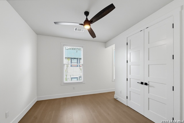 311 E Evergreen Property Photo 7