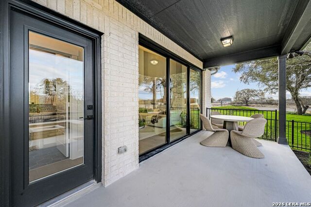 141 Thorny Grv Property Photo 43
