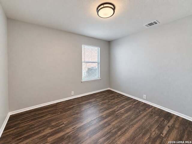 3823 Bennington Way Property Photo 5