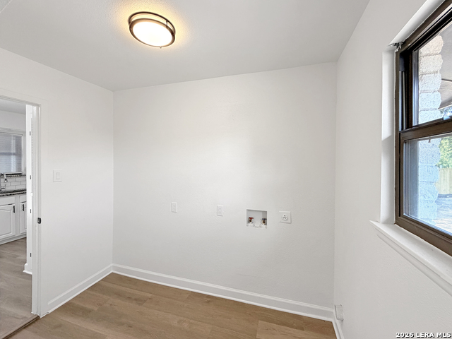 8346 Athenian Property Photo 36