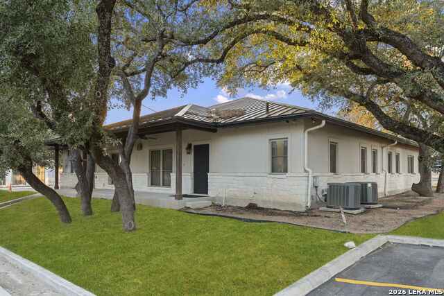 9518 Tioga Dr Property Photo 7