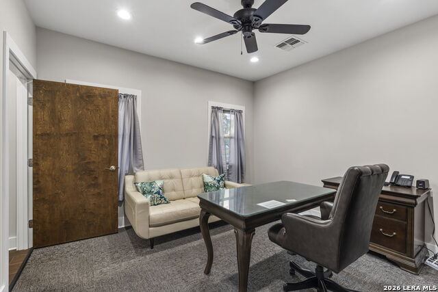 9518 Tioga Dr Property Photo 33