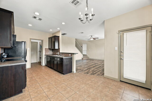 756 Guna Dr Property Photo 4