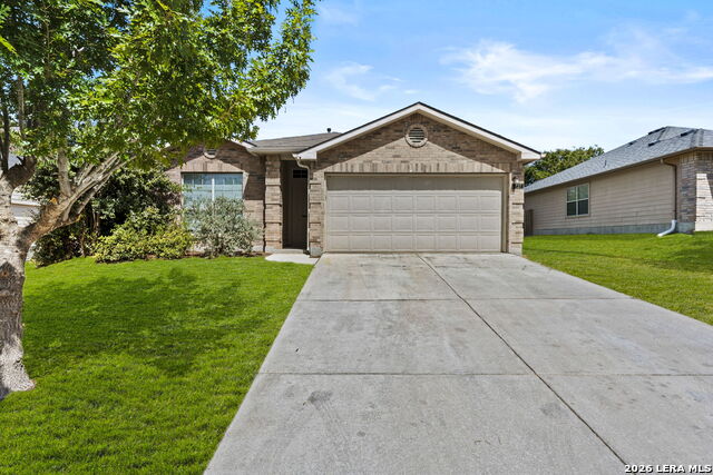 727 Eagles Gln Property Photo