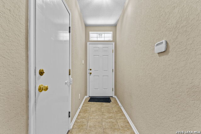 727 Eagles Gln Property Photo 3