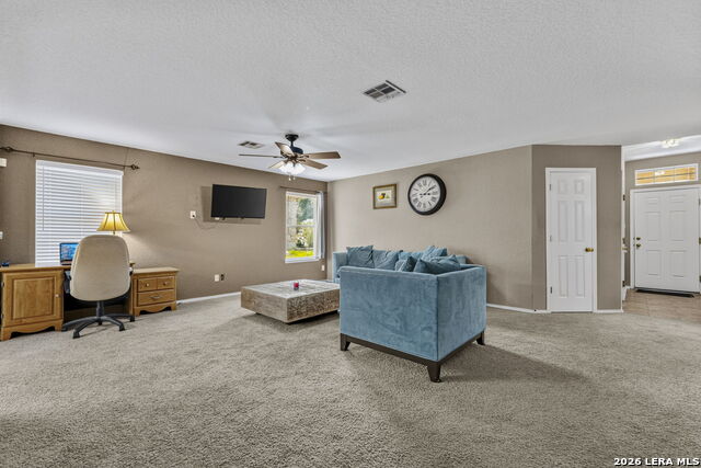 727 Eagles Gln Property Photo 7