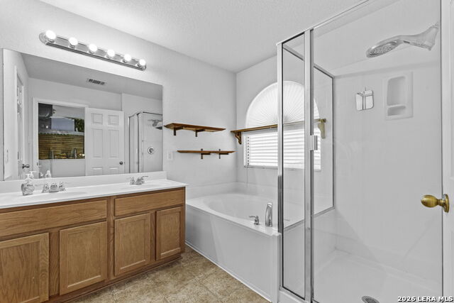 727 Eagles Gln Property Photo 24