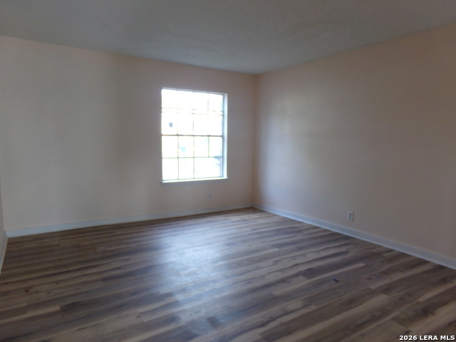 1212 Churing Dr Property Photo 4