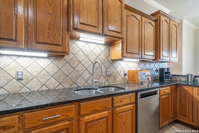 3024 Fallbrook Manor Property Photo 17