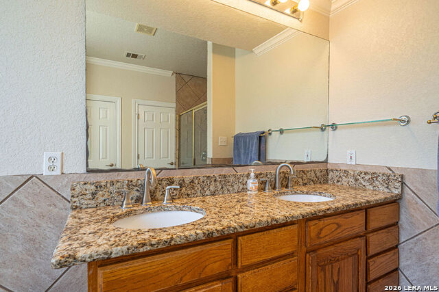 3024 Fallbrook Manor Property Photo 25