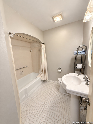 227 Larchmont Dr Property Photo 19