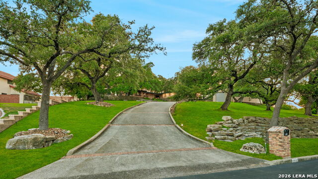 7142 Oakridge Property Photo 3