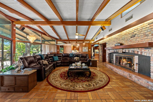 7142 Oakridge Property Photo 7