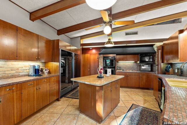 7142 Oakridge Property Photo 16