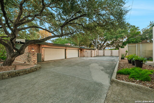 7142 Oakridge Property Photo 25