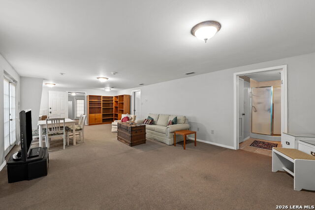 7142 Oakridge Property Photo 32