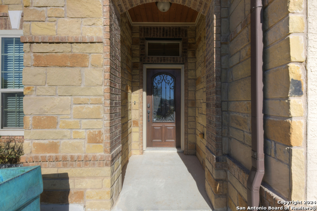 511 Pecan Forest Property Photo 3