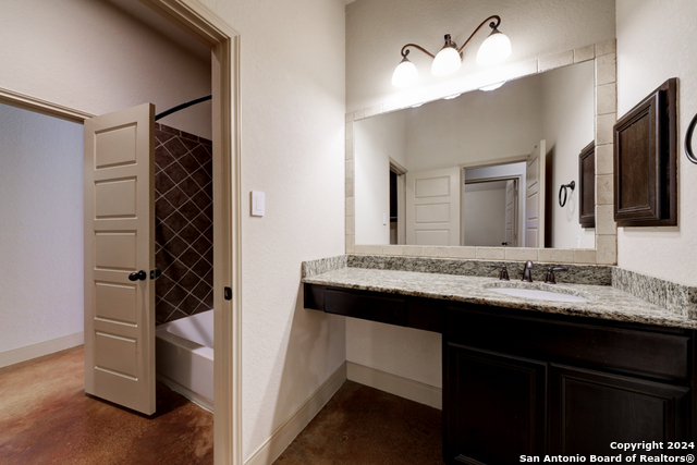 511 Pecan Forest Property Photo 22