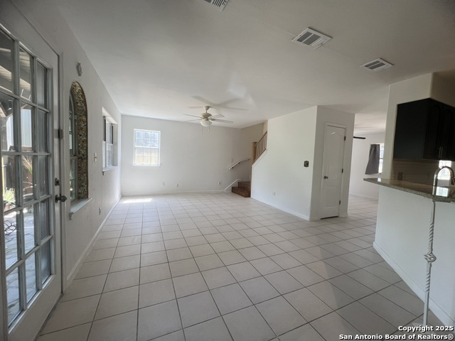 568 Lake Frst Property Photo 4