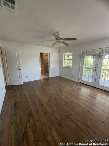 568 Lake Frst Property Photo 16