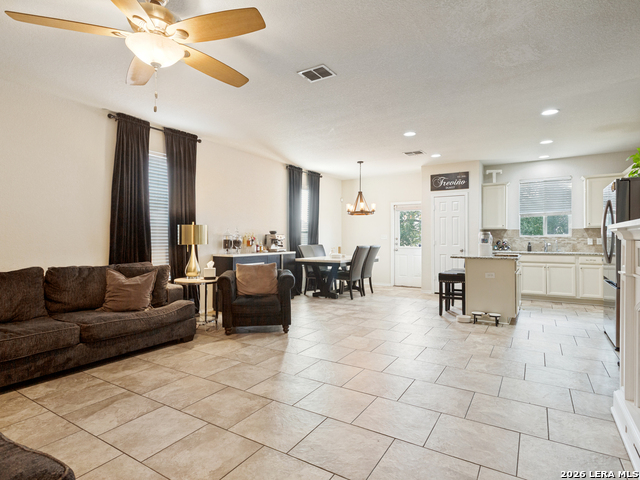 1630 Desert Candle Property Photo 4