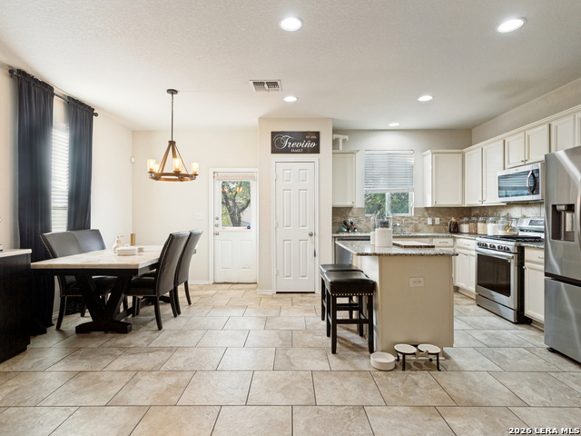 1630 Desert Candle Property Photo 7