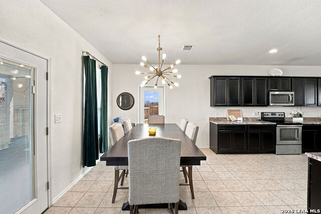 11715 Silver Fld Property Photo 7