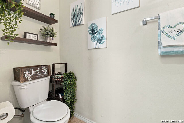 11715 Silver Fld Property Photo 13