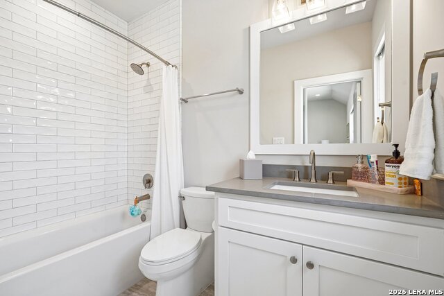 1760 Royal Pt Property Photo 35
