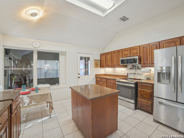 11611 Dundalk Property Photo 11