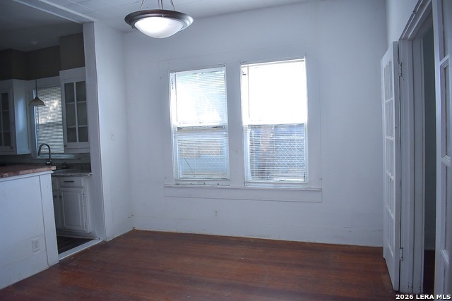 2246 E Houston St Property Photo 13