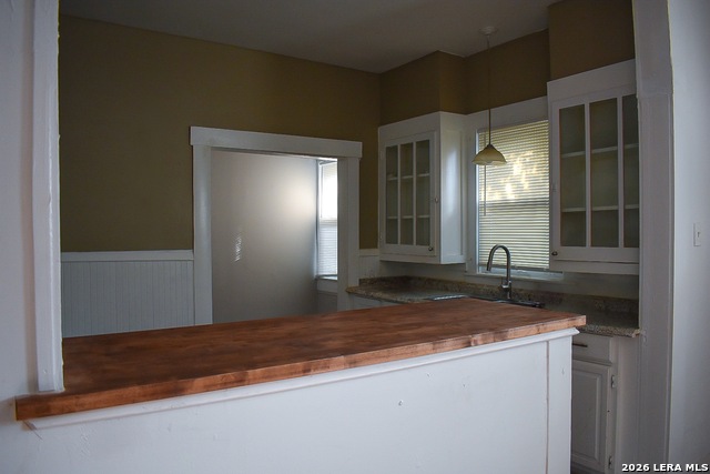 2246 E Houston St Property Photo 21