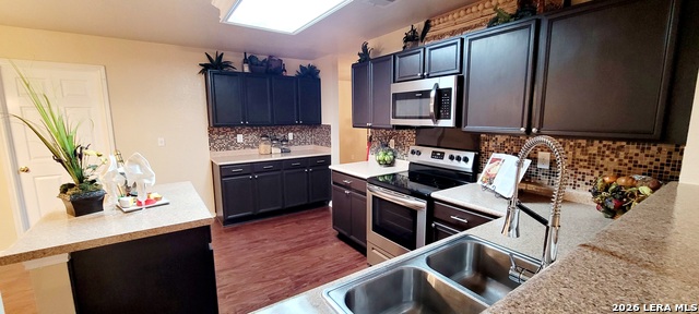 6729 Crest Pl Property Photo 5