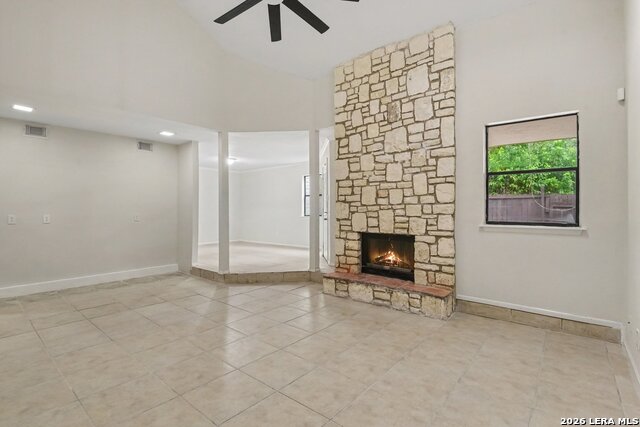 8416 Echo Creek Ln Property Photo 3