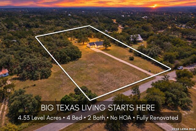 1070 Lonesome Trl Property Photo 1