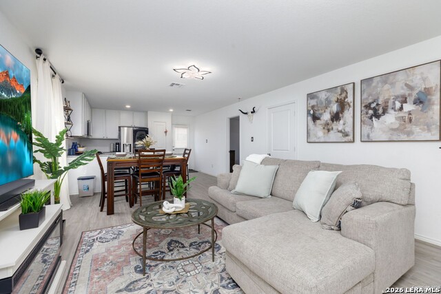 4117 Cataract Cir Property Photo 8