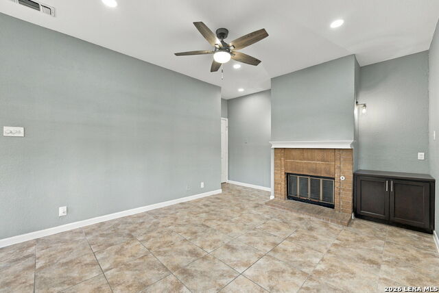 8633 Datapoint Dr Property Photo 4