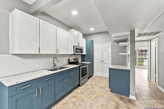 8633 Datapoint Dr Property Photo 7