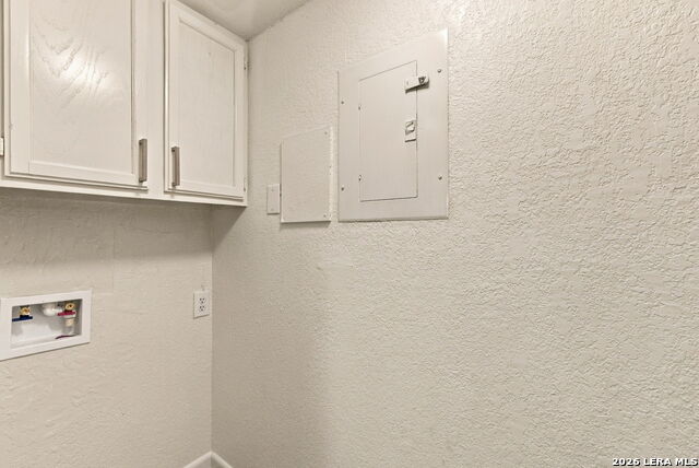8633 Datapoint Dr Property Photo 10