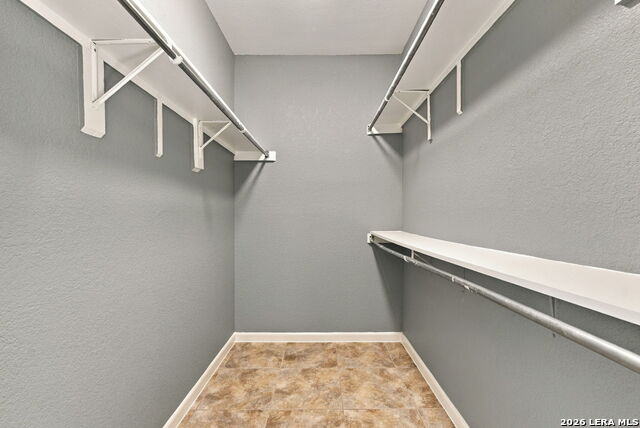8633 Datapoint Dr Property Photo 15