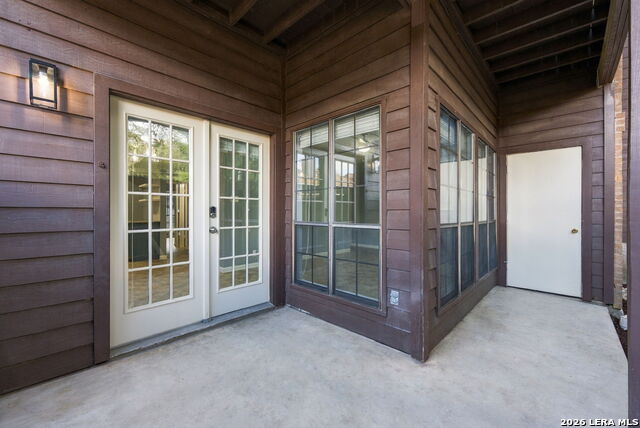 8633 Datapoint Dr Property Photo 17