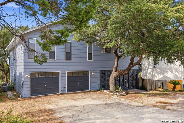 603 BARBARA DR Property Photo 1