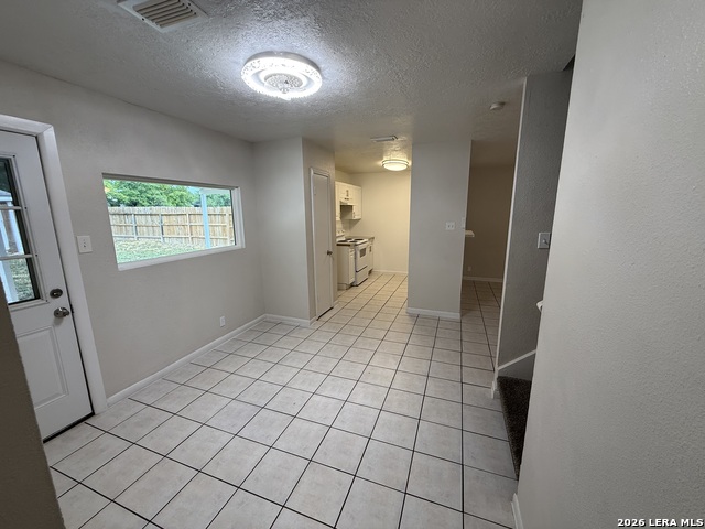 9503 Celine Property Photo 5