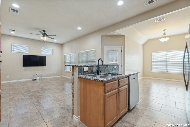 108 Ridgecrest Property Photo 12